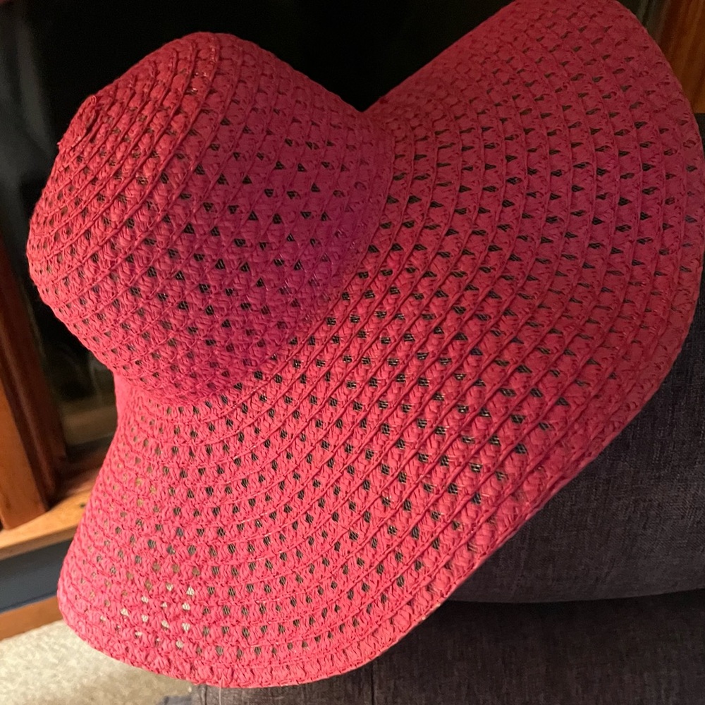 New lightweight, pink sun hat, slightly sparkly, $20
